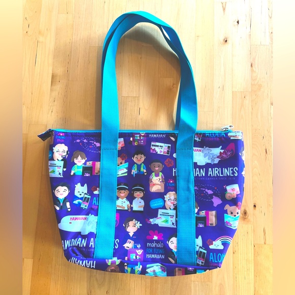 Colorful Hawaiian Airlines ✈️ Cooler Bag 💜 - Picture 4 of 6